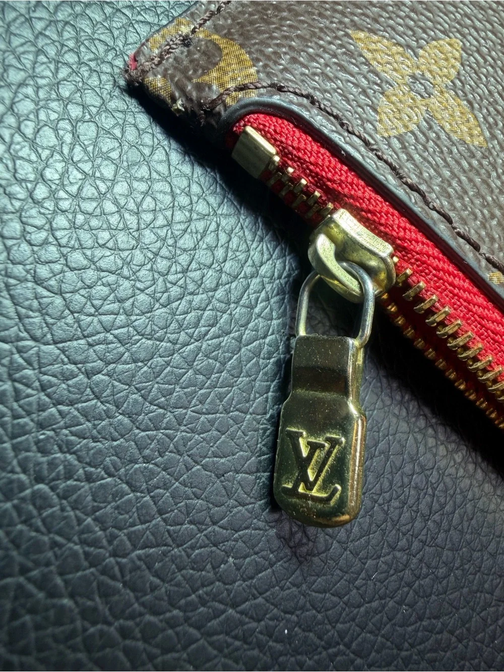Louis Vuitton Neverfull Pochette Monogram Canvas Wristlet Pouch